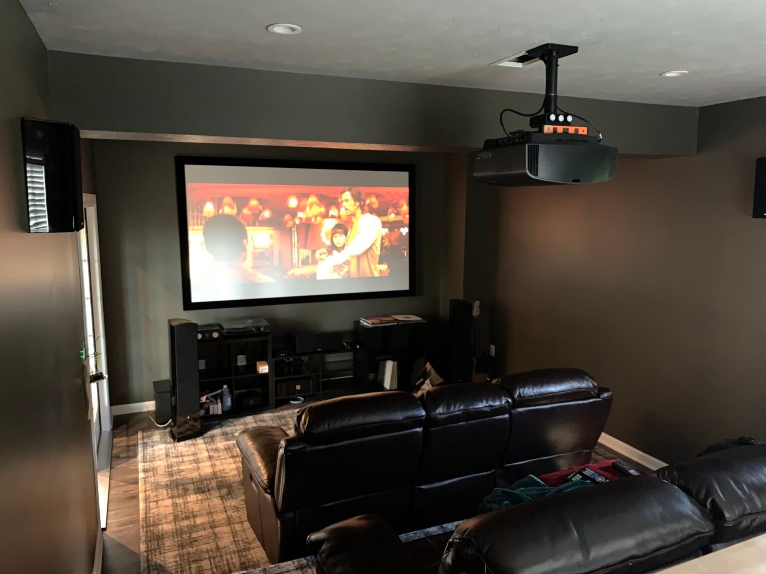 remodel-basement-home-theater